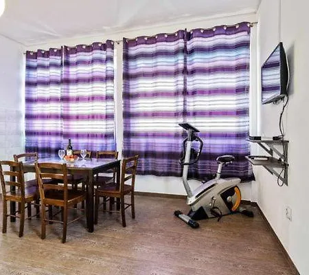 Bene Apartment